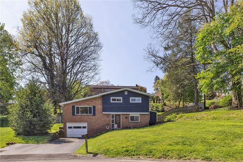134 Bleil Dr, Glenshaw, PA, 15116-1410 | Card Image