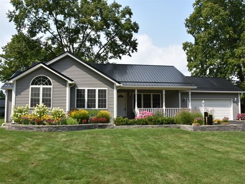 12556 Hickory Dr, Conneaut Lake, PA, 16316-4237 | Card Image