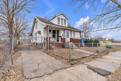 4877 Maynard St, Detroit, MI, 48215-2044 | Card Image