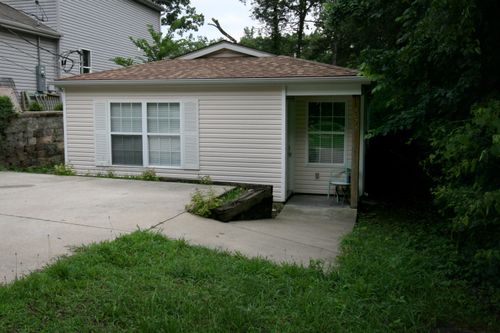 4078 Oakwood Rd, Merriam Woods Village, MO, 65740-9579 | Card Image
