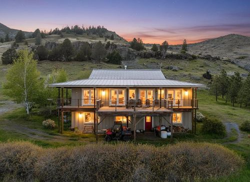 47970 Highway 31, Summer Lake, OR, 97640 | Card Image