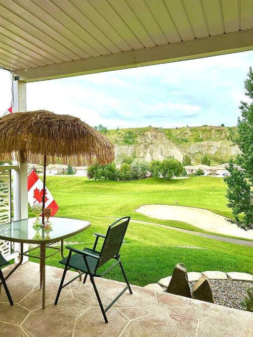 b-410 Canyon Blvd W, Lethbridge, AB, T1K6V2 | Card Image