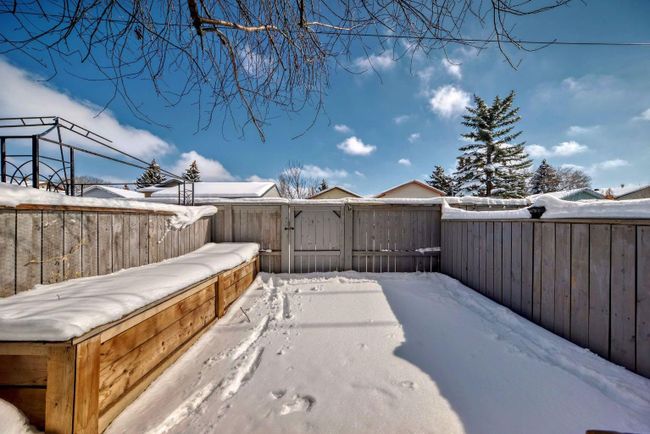 58 Erin Woods Court Se, Home with 3 bedrooms, 2 bathrooms and 2 parking in Calgary AB | Image 41