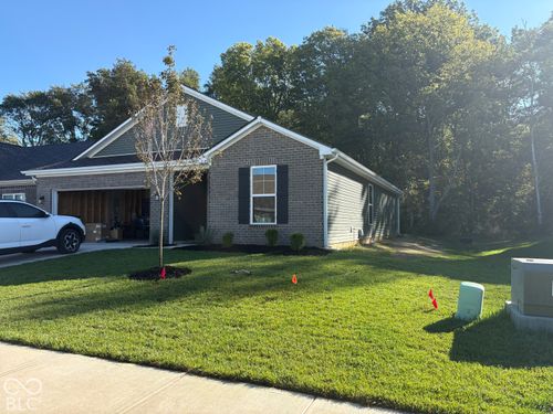 1634 Pebble Beach Dr, Pendleton, IN, 46064-5522 | Card Image