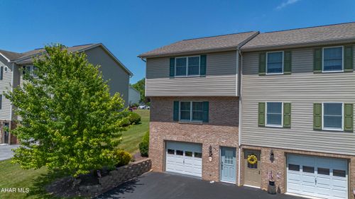 628 Orchard Dr, Duncansville, PA, 16635-7438 | Card Image