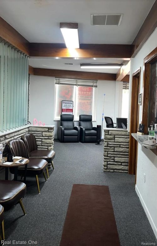 13232 Michigan Ave, Dearborn, MI, 48126-3539 | Card Image