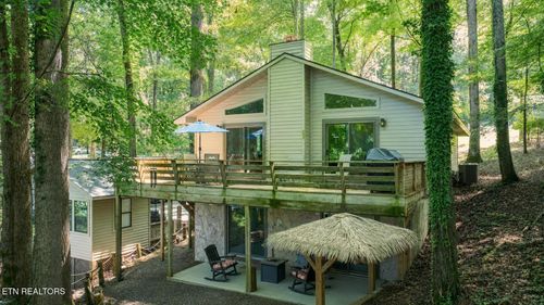 579 Dogwood Dr, Spring City, TN, 37381-5767 | Card Image