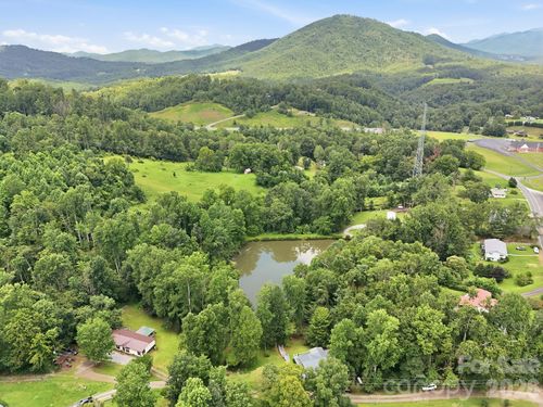 428 Hootowl Rd, Spruce Pine, NC, 28777-8628 | Card Image