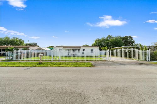 16110 Nw 28th Pl, Miami Gardens, FL, 33054-6867 | Card Image