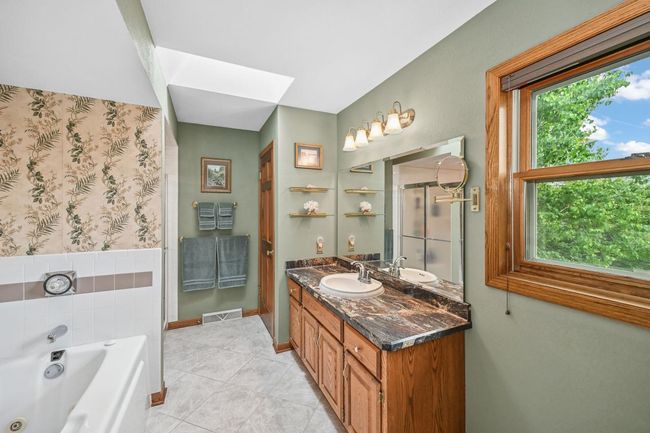 W210N16571 Glencoe Lane, House other with 3 bedrooms, 2 bathrooms and null parking in Jackson WI | Image 27
