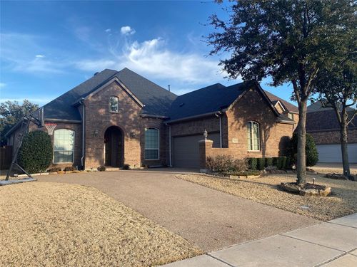 7112 Carmona, Grand Prairie, TX, 75054-6799 | Card Image