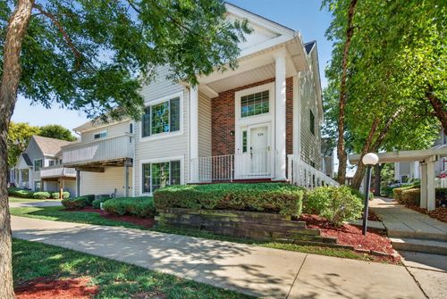320-320 Fieldstone Ct, Bolingbrook, IL, 60440-2891 | Card Image