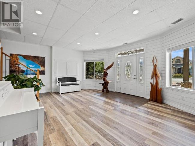 3601 Navatanee Dr, House other with 4 bedrooms, 3 bathrooms and 4 parking in Kamloops BC | Image 4