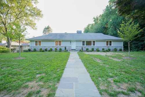 45 Frenchtown Rd, Trumbull, CT, 06611-4729 | Card Image