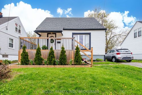 4365 Second Ave, Niagara Falls, ON, L2E4G8 | Card Image