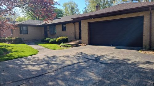 422 3 Mile Road Ne, Grand Rapids, MI, 49505 | Card Image