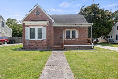 1040 Poquoson Ave, Poquoson, VA, 23662-1720 | Card Image