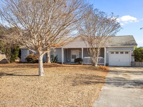 213 Palomino Ln, Swansboro, NC, 28584-8371 | Card Image