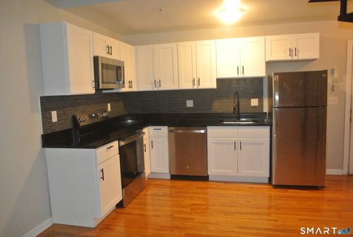 26-680 Boston Post Road, Milford, CT, 06460 | Card Image