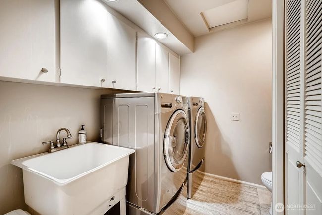 8581 Hunts Point Ln, Home with 0 bedrooms, 0 bathrooms and null parking in Hunts Point WA | Image 32