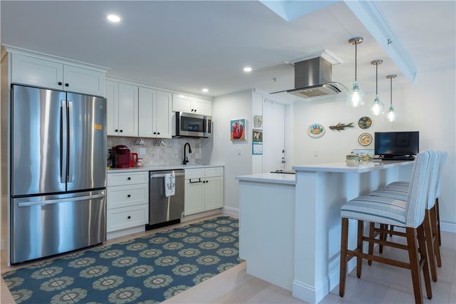APT-1 - 53 Conanicus Ave, Condo with 2 bedrooms, 2 bathrooms and 2 parking in Jamestown RI | Image 18