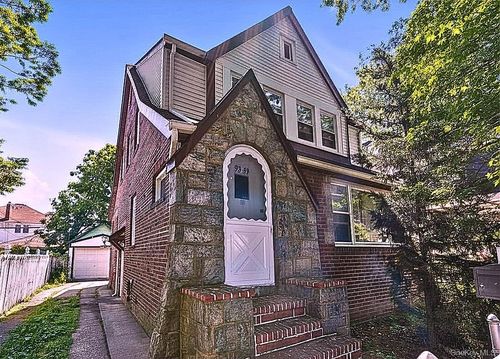 9339 Springfield Blvd, Queens Village, NY, 11428-1863 | Card Image