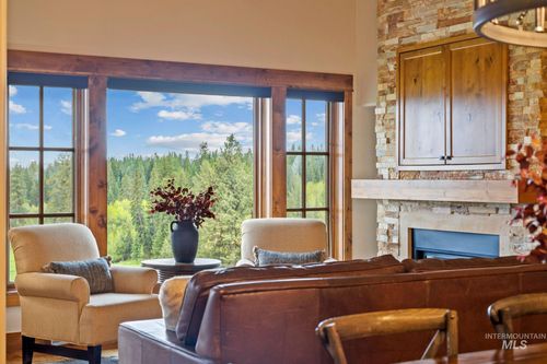 415-75 Arling Center Ct, Tamarack, ID, 83615-7729 | Card Image