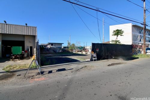 1819 Hau Street, Honolulu, HI, 96819 | Card Image