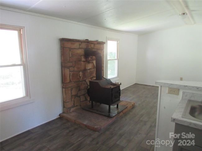 664 Woodfin Rd, House other with 2 bedrooms, 1 bathrooms and null parking in Sylva NC | Image 9