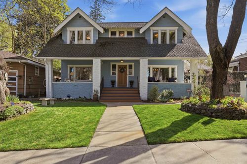 712 E 19th Ave, Spokane, WA, 99203 | Card Image