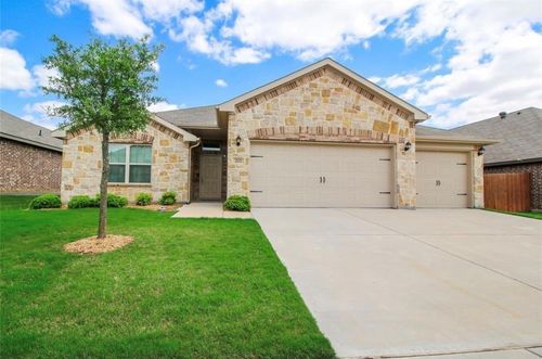 2521 Weatherford Heights Dr, Weatherford, TX, 76087-1251 | Card Image