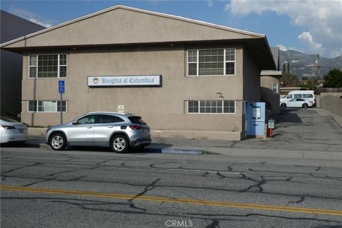 2657 Honolulu Ave, Montrose, CA, 91020-1706 | Card Image