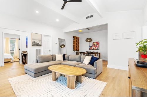433 Towne Park Trl, Austin, TX, 78751-4726 | Card Image