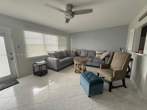 313-313 Southampton A, West Palm Beach, FL, 33417-7802 | Card Image