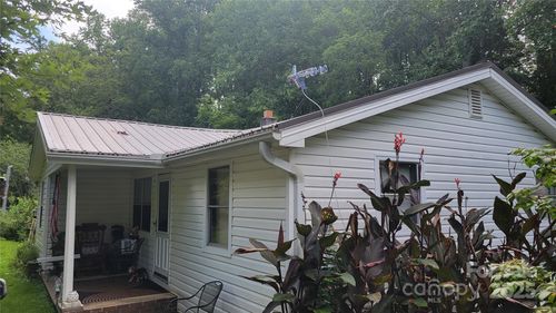 209 Old Mars Hill Hwy, Weaverville, NC, 28787-9012 | Card Image
