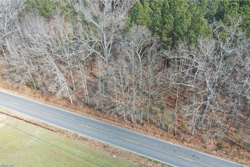 6592 Blackwater Rd, Virginia Beach, VA, 23457-1058 | Card Image