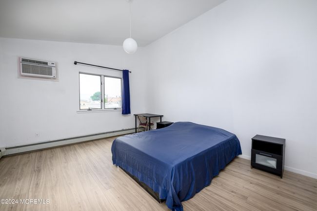 APT-5 - 40 W 13 Th St, Condo with 3 bedrooms, 2 bathrooms and null parking in Bayonne NJ | Image 16
