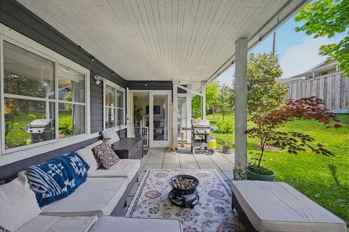 111-2960 E 29th Ave, Vancouver, BC, V5R5Z5 | Card Image