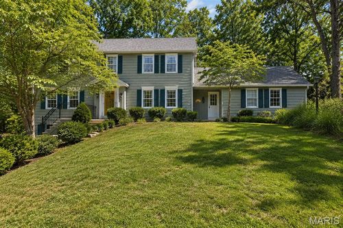 12819 Huntercreek Rd, Saint Louis, MO, 63131-2223 | Card Image