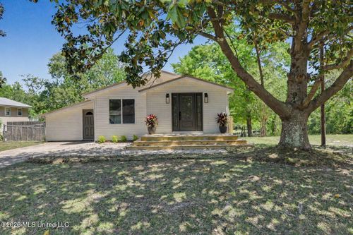 2512 Bahama Dr, Gautier, MS, 39553-6702 | Card Image
