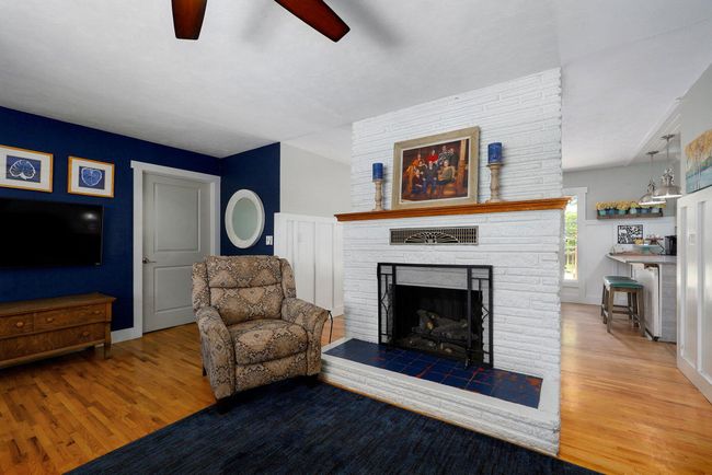 Living Room | Image 5