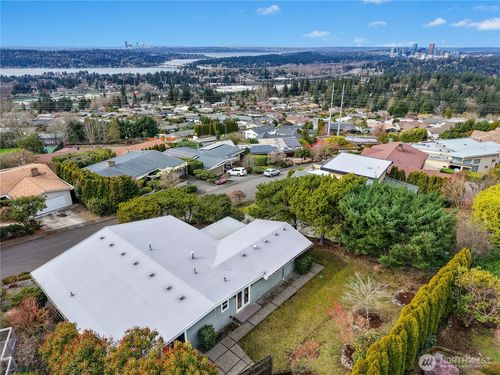 4440 137th Ave Se, Bellevue, WA, 98006-2202 | Card Image