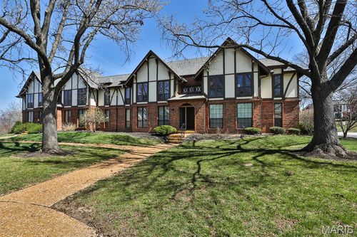 apt-4-917 Claytonbrook Dr, Ballwin, MO, 63011-1564 | Card Image