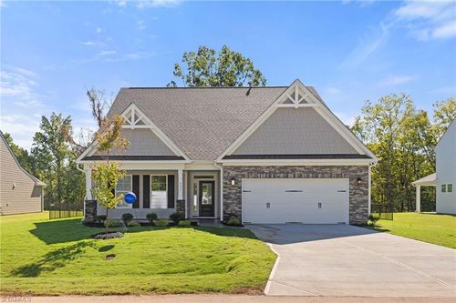 425 Bingham And Parks Rd, Advance, NC, 27006-7853 | Card Image