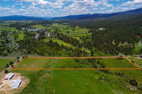 1 Ashton Ridge Pl, Mccall, ID, 83638 | Card Image