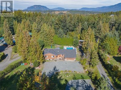 1069 Braithwaite Dr, House other with 7 bedrooms, 4 bathrooms and 2 parking in Cobble Hill BC | Image 3