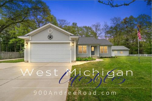 900 Andree Rd, Muskegon, MI, 49445-2404 | Card Image