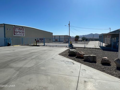 c9-3839 London Bridge Rd, Lake Havasu City, AZ, 86404 | Card Image