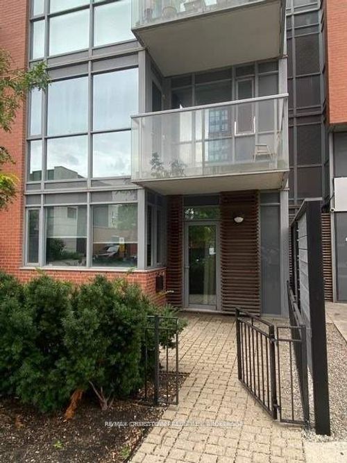 101-5 Cole St, Toronto, ON, M5A4M6 | Card Image