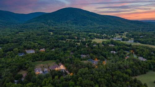 717 Cedar Meadow Dr, NELLYSFORD, VA, 22958-8136 | Card Image
